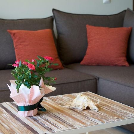 Gliving365 Capital Apartman Argosztóli Kültér fotó